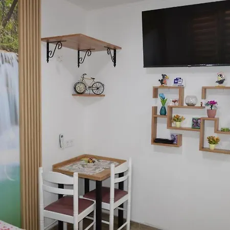 Mensa Apartman *