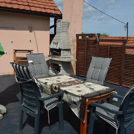 Mensa Apartman